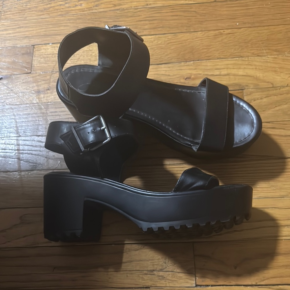 J. Adams Women's Black Platform Sandals